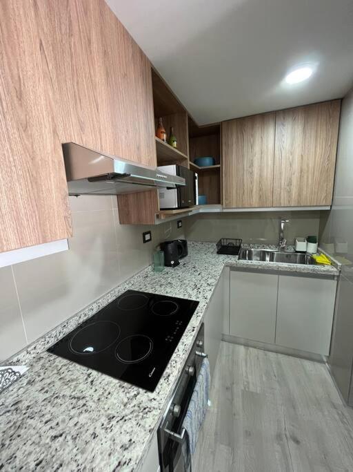 Excelente Depto Torre Leloir Apartment